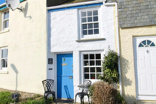 property perview The Dollshouse